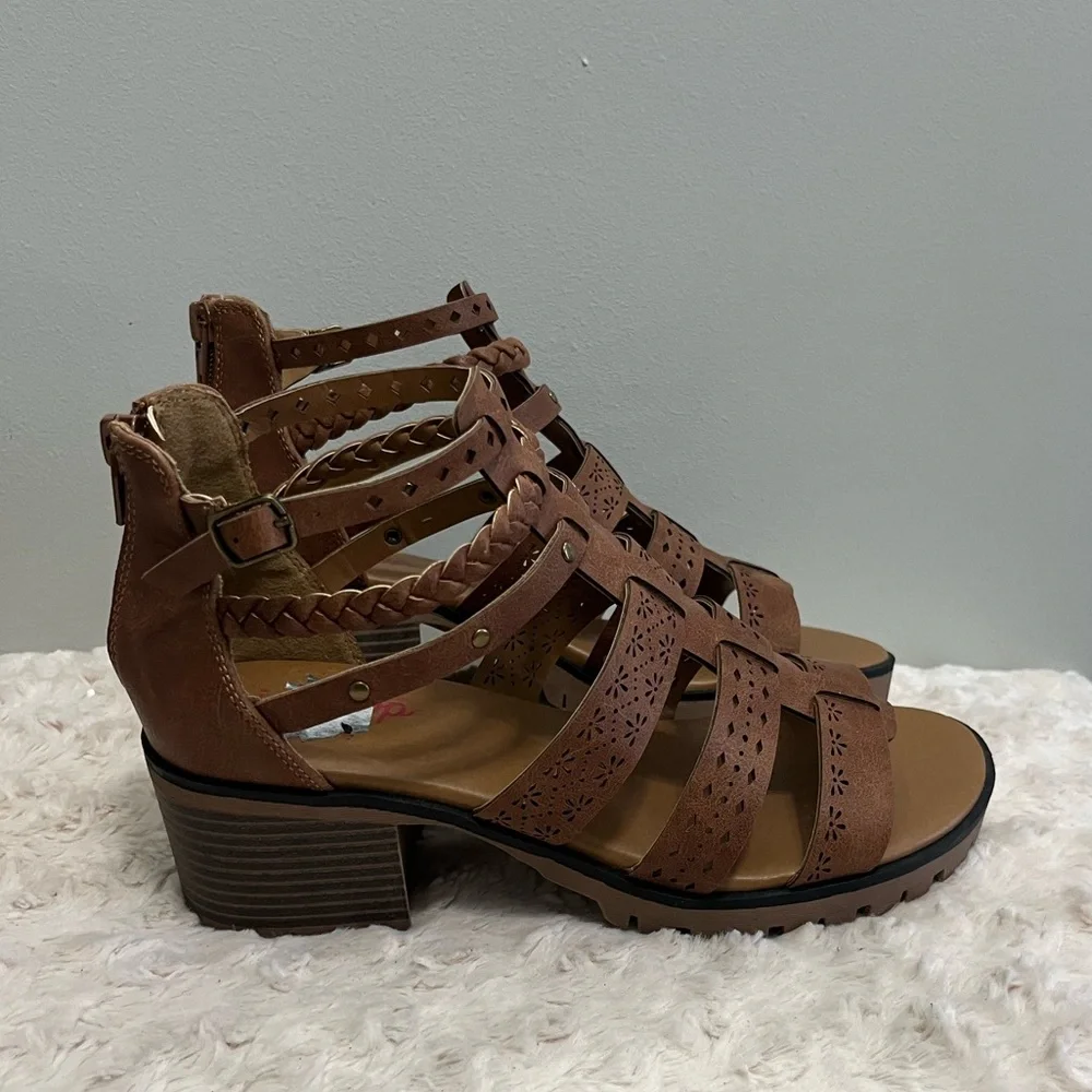 Kelly pop‎ girls brown zip sandals NEW